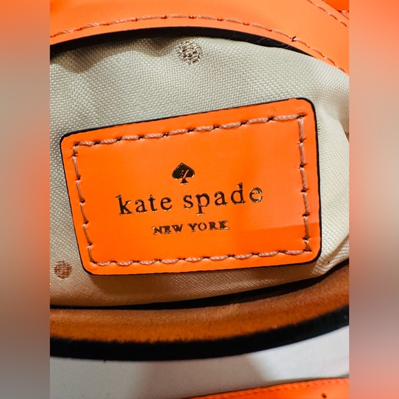 KATE SPADE‎ ESSEX SCOUT ORANGE LEATHER CAMBRIDGE SMALL CROSSBODY MESSENGER BAG - Picture 12 of 13